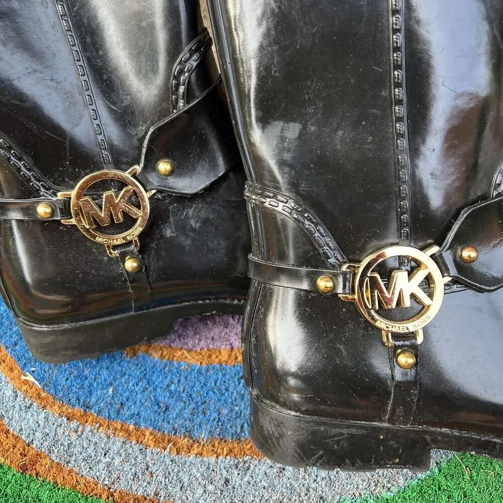 Michael Kors Fulton Harness Tall Rain Boots Womens Size 6 Black Gold Logo Gloss - Picture 8 of 11